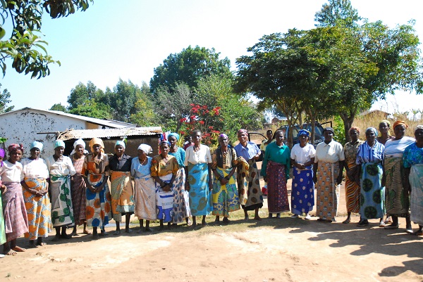 Malawi village women credit Katharine Vincent